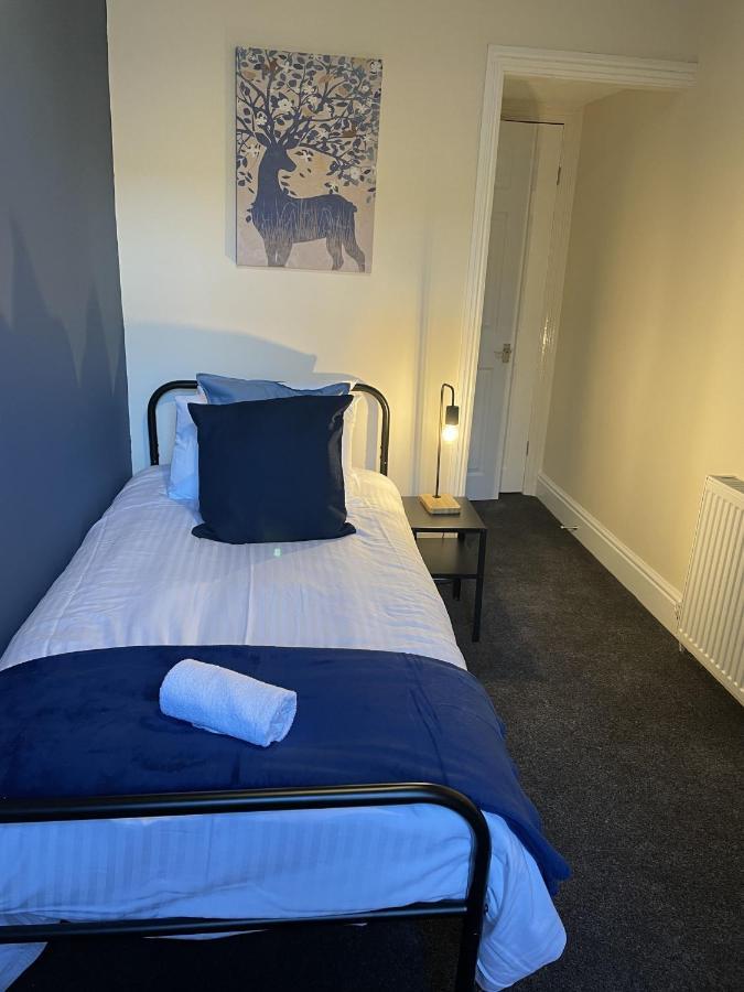 Howe - Newly Refurbished 2 Bedroom Flat Free Parking Gateshead Exterior foto